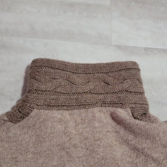 Chiaramente Made In Italy Beige Throw Over Knit Sweater with Buckle Small - Picture 10 of 10